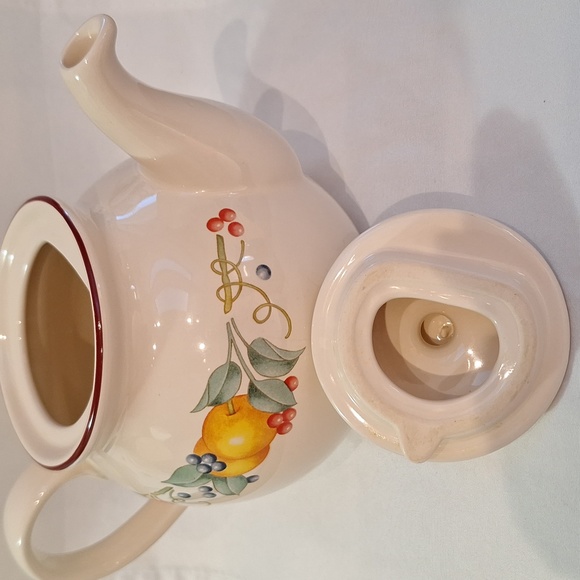 #ACT Corelle abundance teapot - Picture 5 of 7